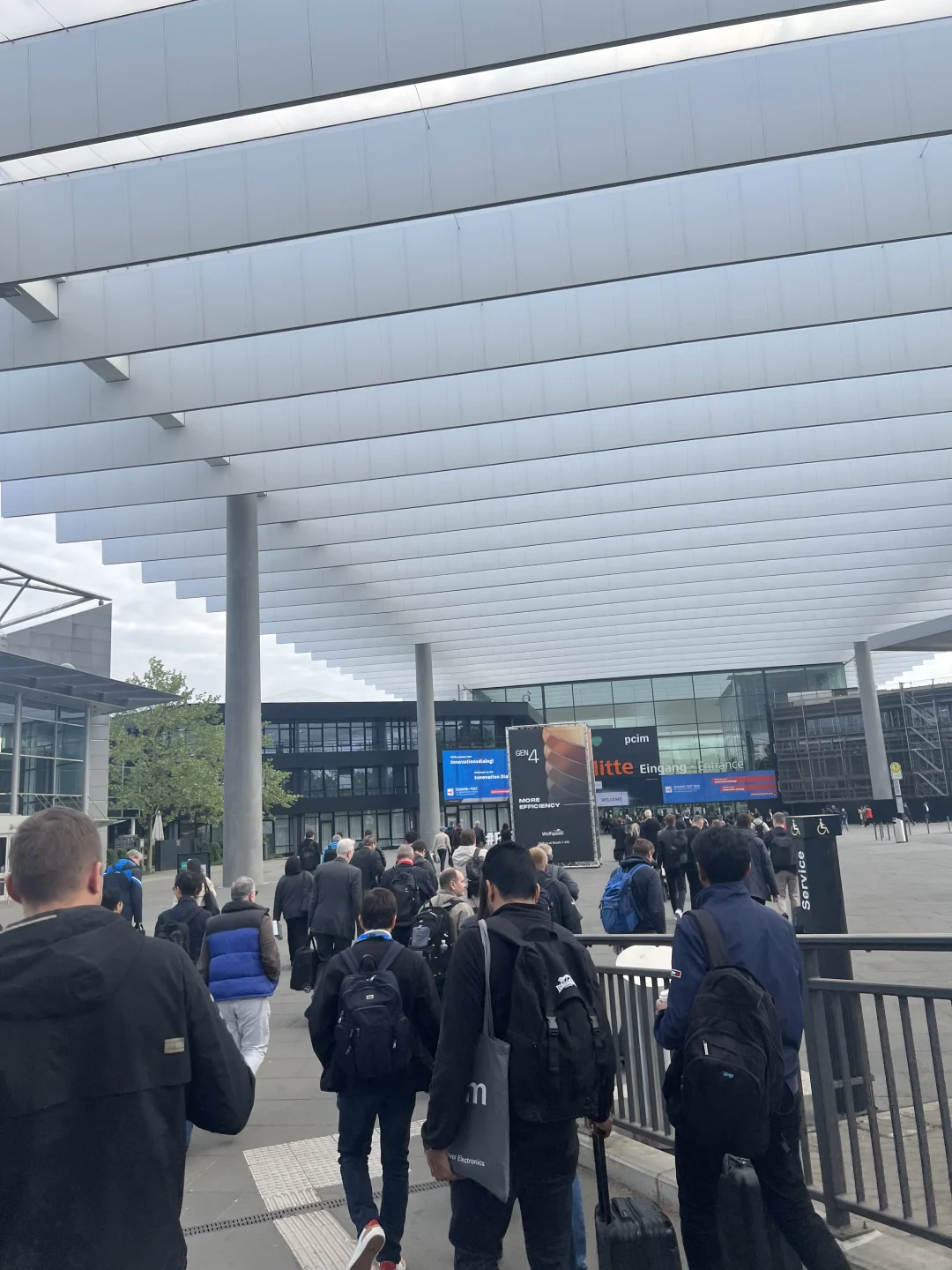 又是一次四天赶两个展会的经历