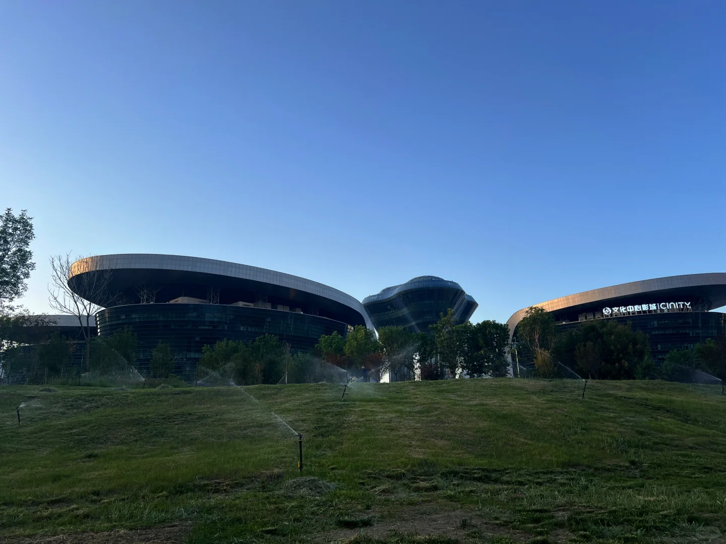 完整视角下的乌鲁木齐会展中心