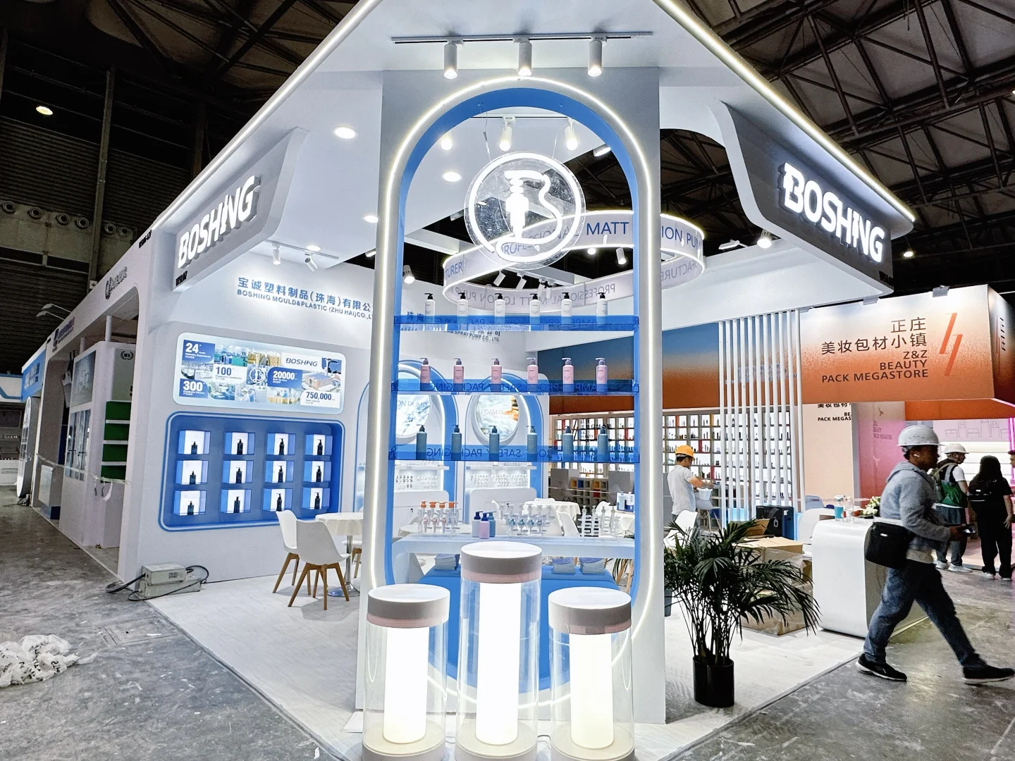 展会展台设计师有人吗？？？招不到人呀！！