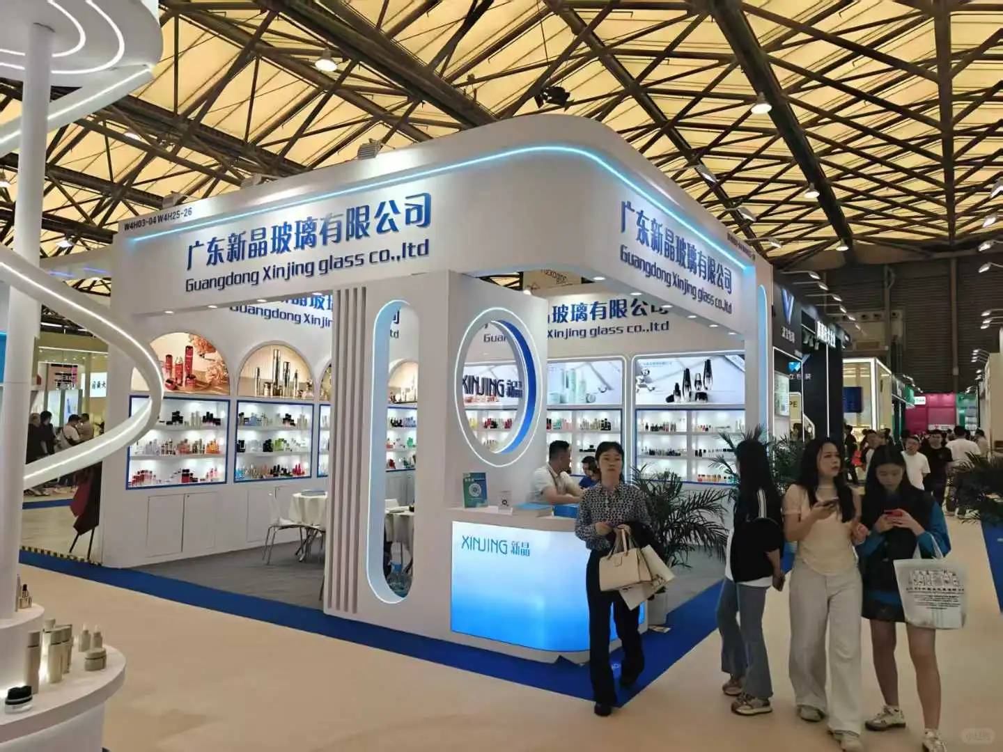 美容展-展览展会设计与搭建