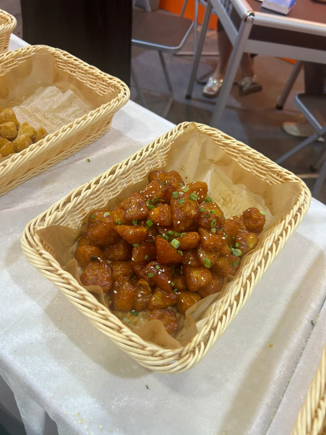 广州餐博会，真的是吃到扶墙出