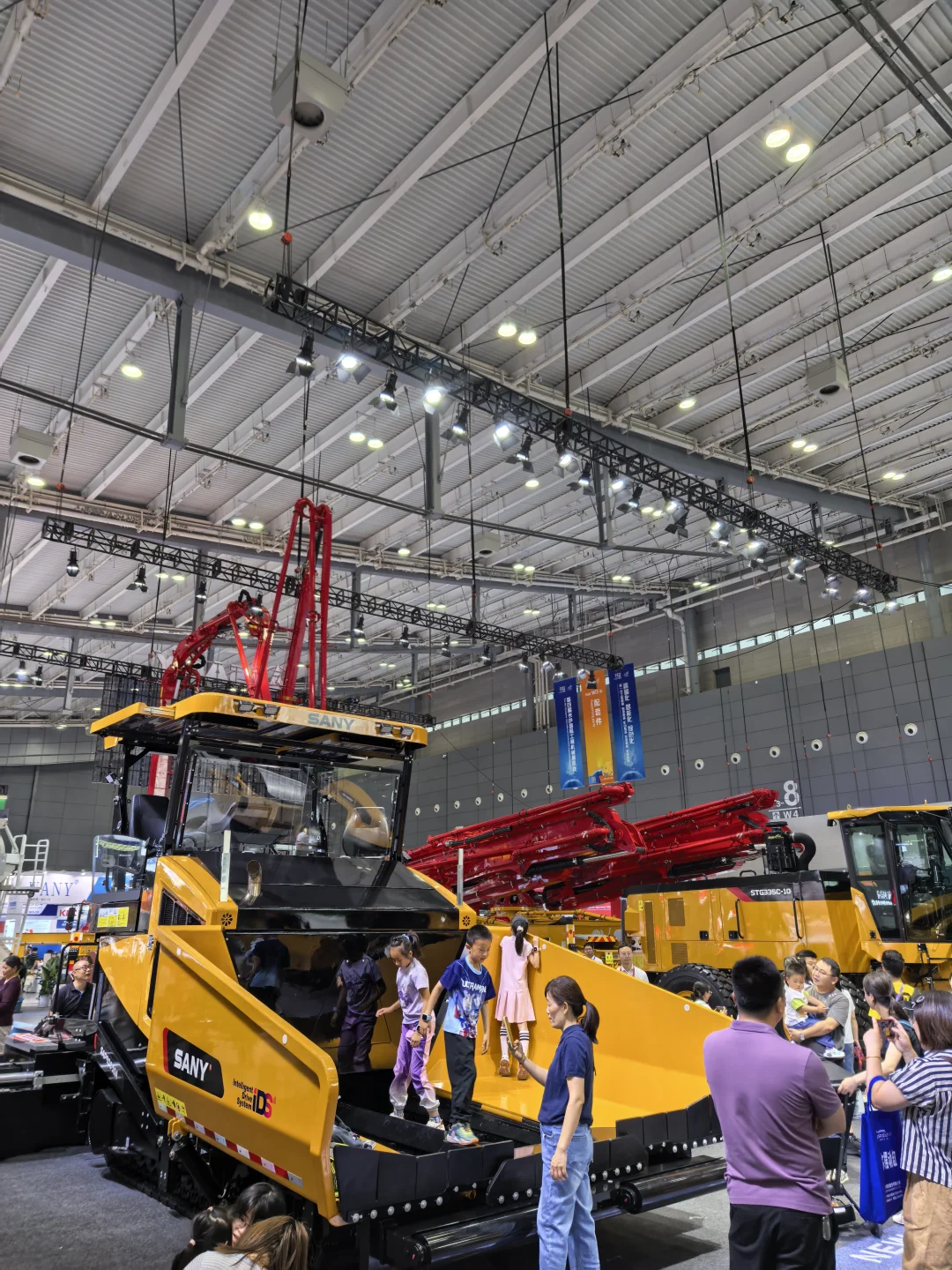 长沙成年以及未成年男性玩具展览现场