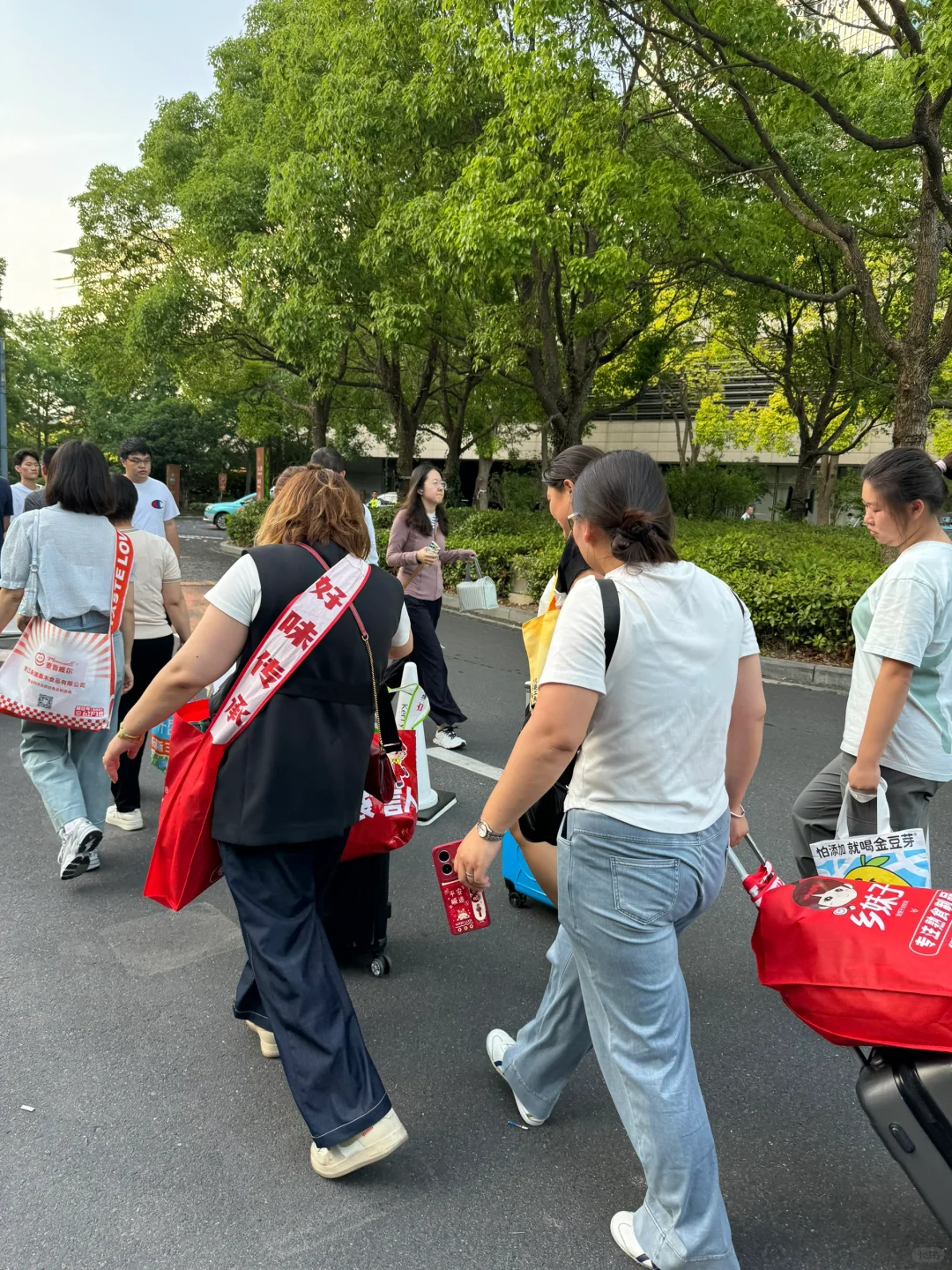 SIAL西雅展蹭吃蹭喝全攻略