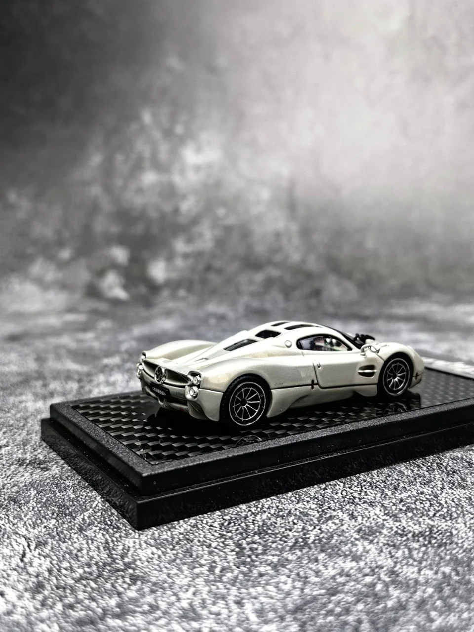 ?展会版帕加尼乌托邦合金跑车，你值得拥有！