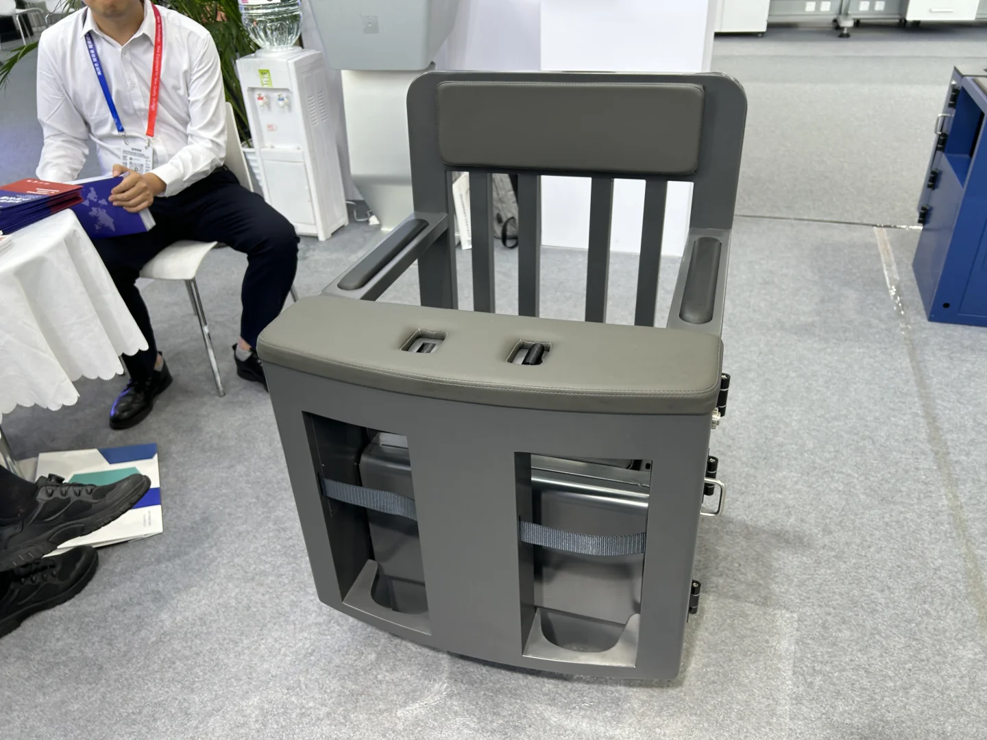 北京警博会智能审讯椅