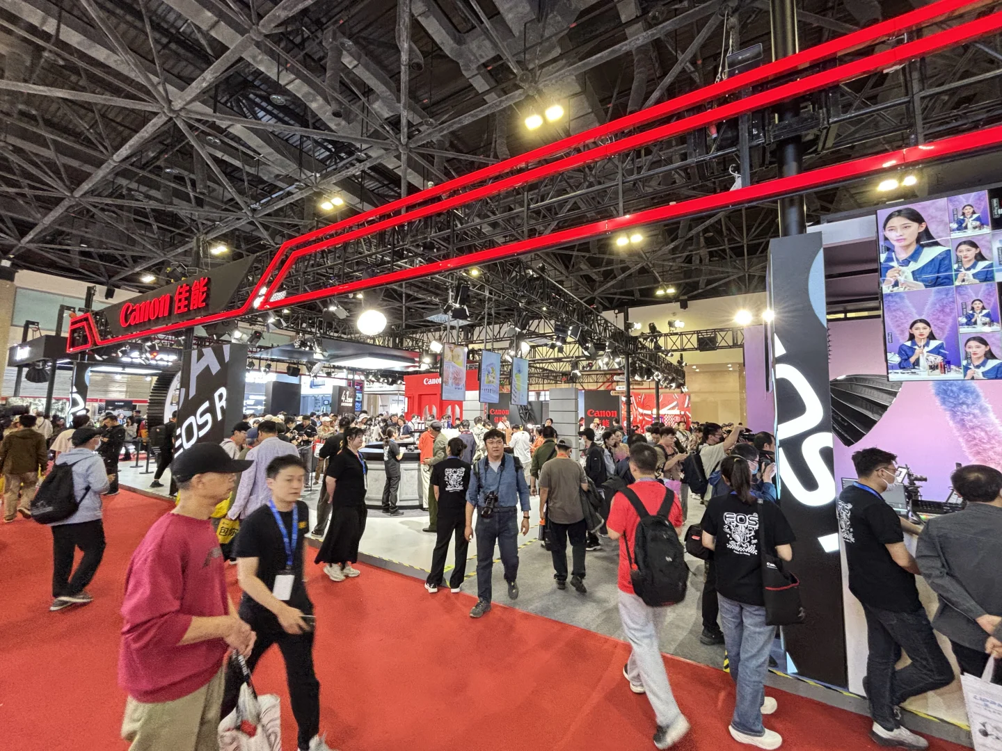 第26届 China P&E 佳能展台/听讲座