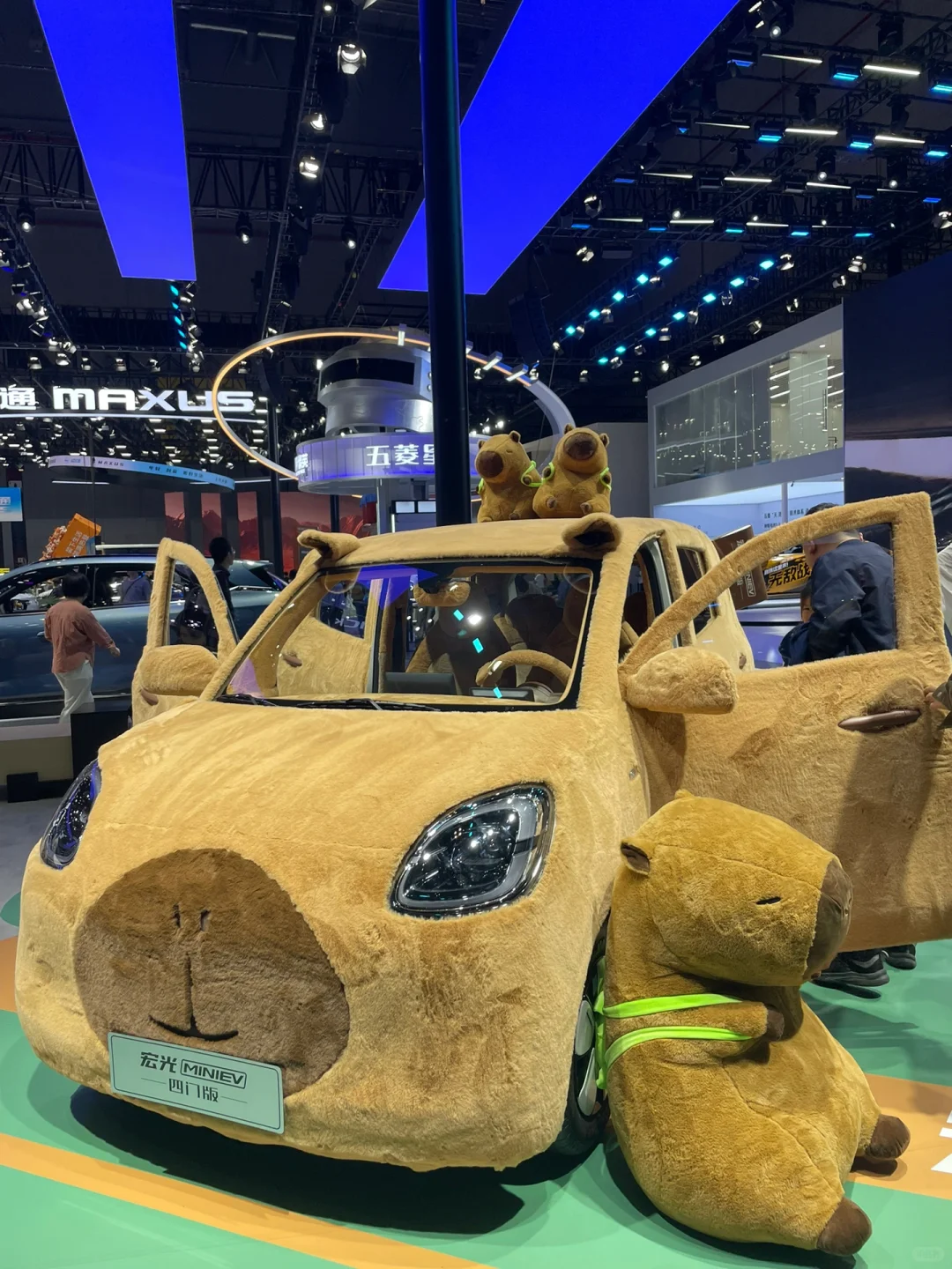 刚看完快带娃冲！2025上海车展保姆级攻略?