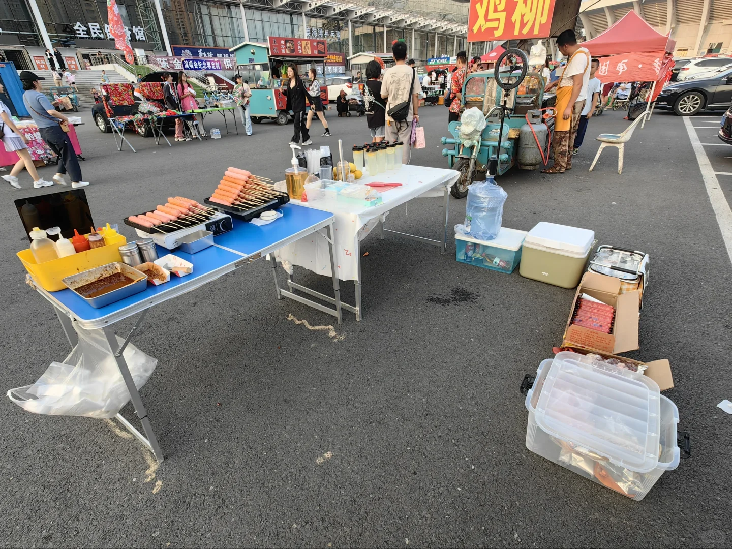 摆摊卖烤肠第六十一天