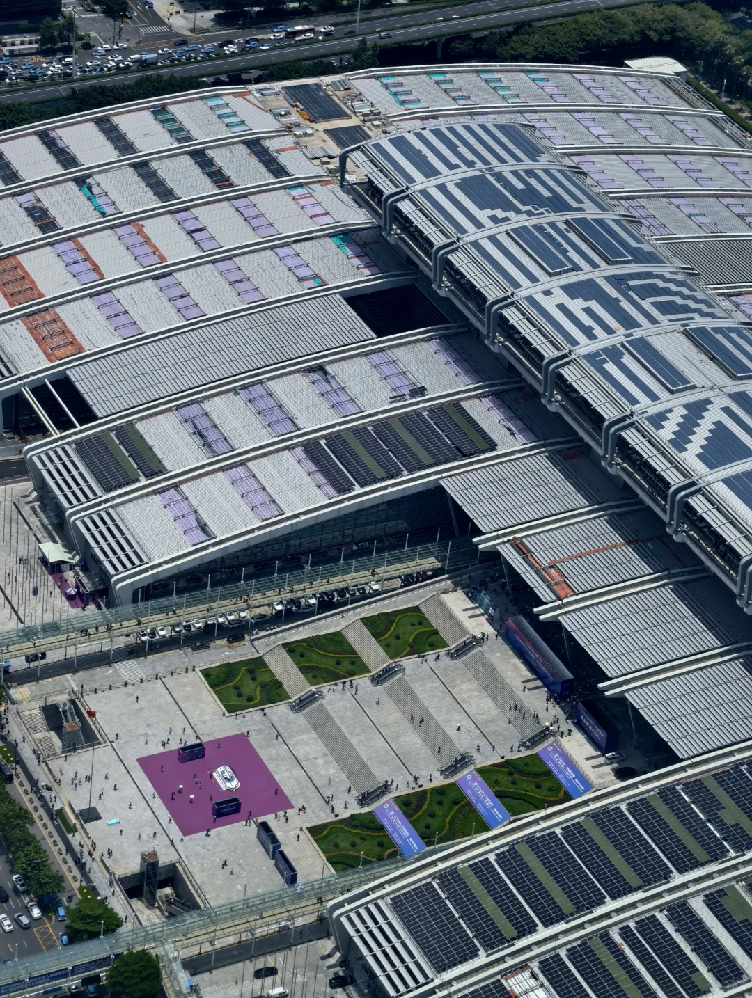 会展中心这些彩色的东西是啥