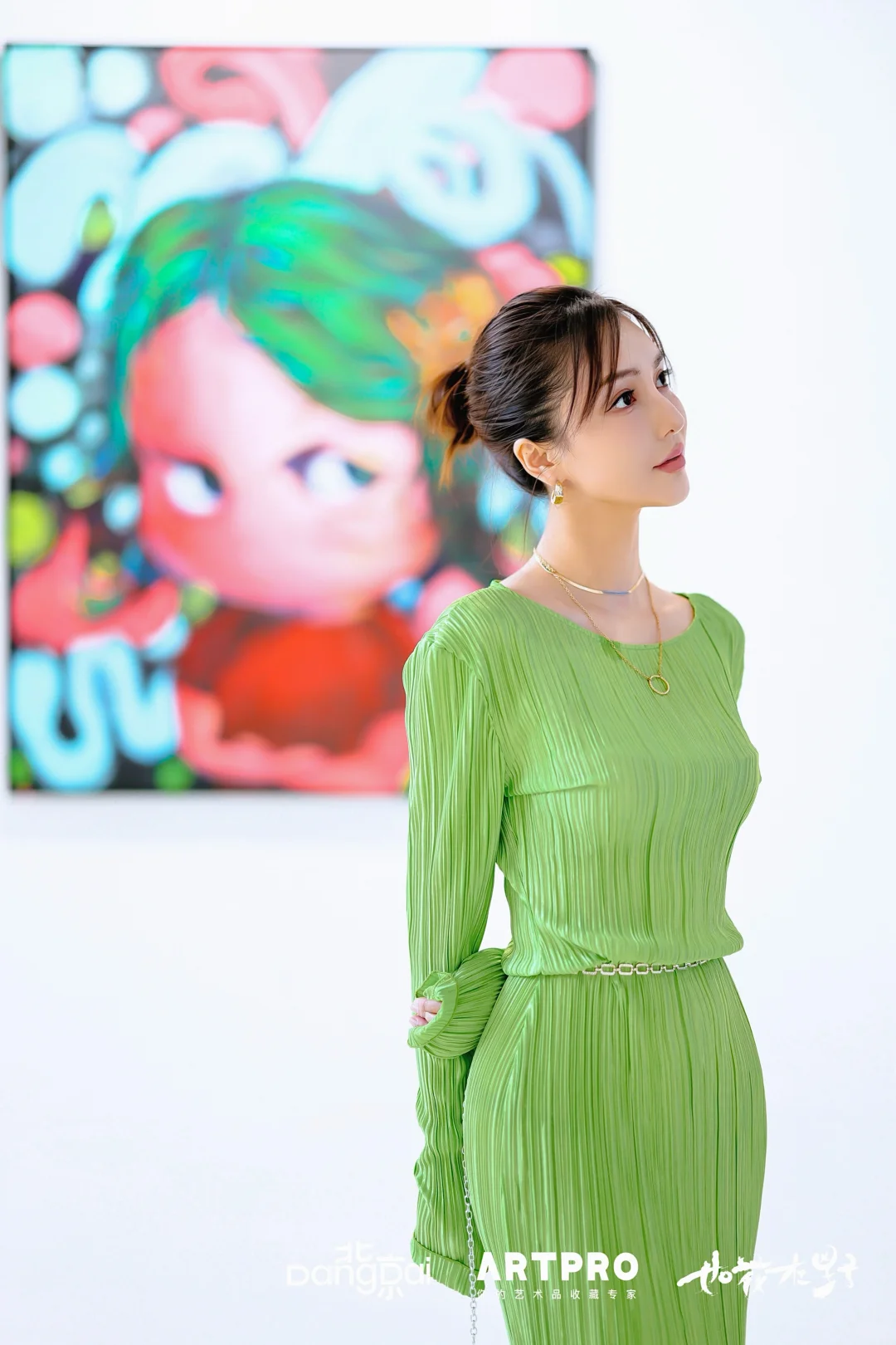 北京看展｜在艺博会偶遇“渤哥”和朱珠啦！