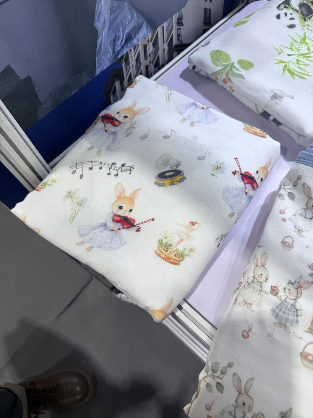 展会圆满结束啦！王叔被宝妈们热情包围啦！