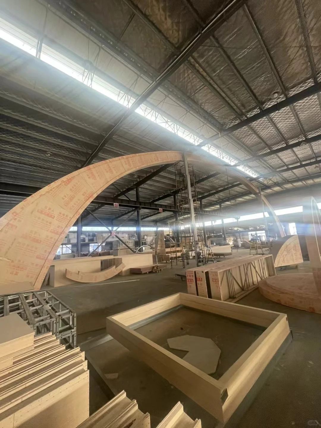 做展我们是专业的。