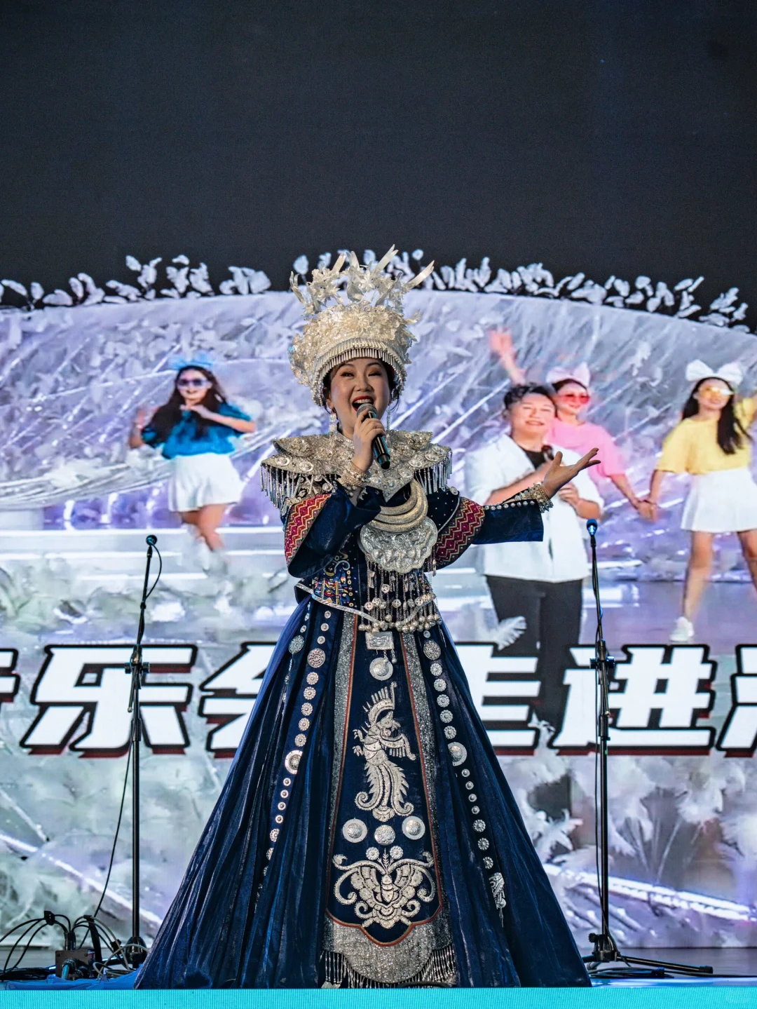 深圳｜ 天呀，文博会居然看到贵州路边音乐会