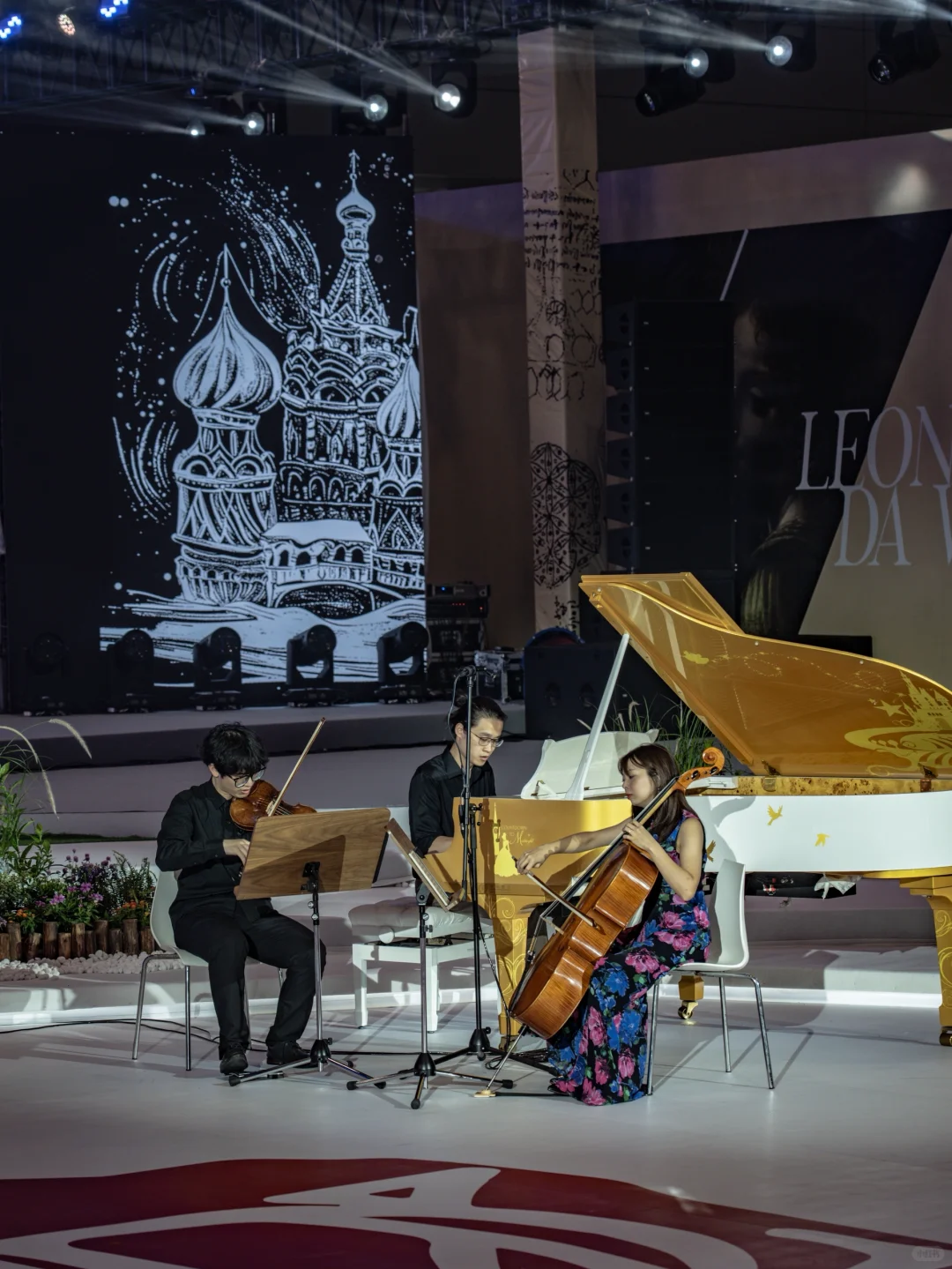 深圳｜ 天呀，文博会居然看到贵州路边音乐会