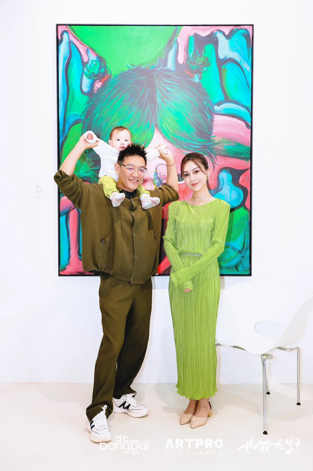 北京看展｜在艺博会偶遇“渤哥”和朱珠啦！