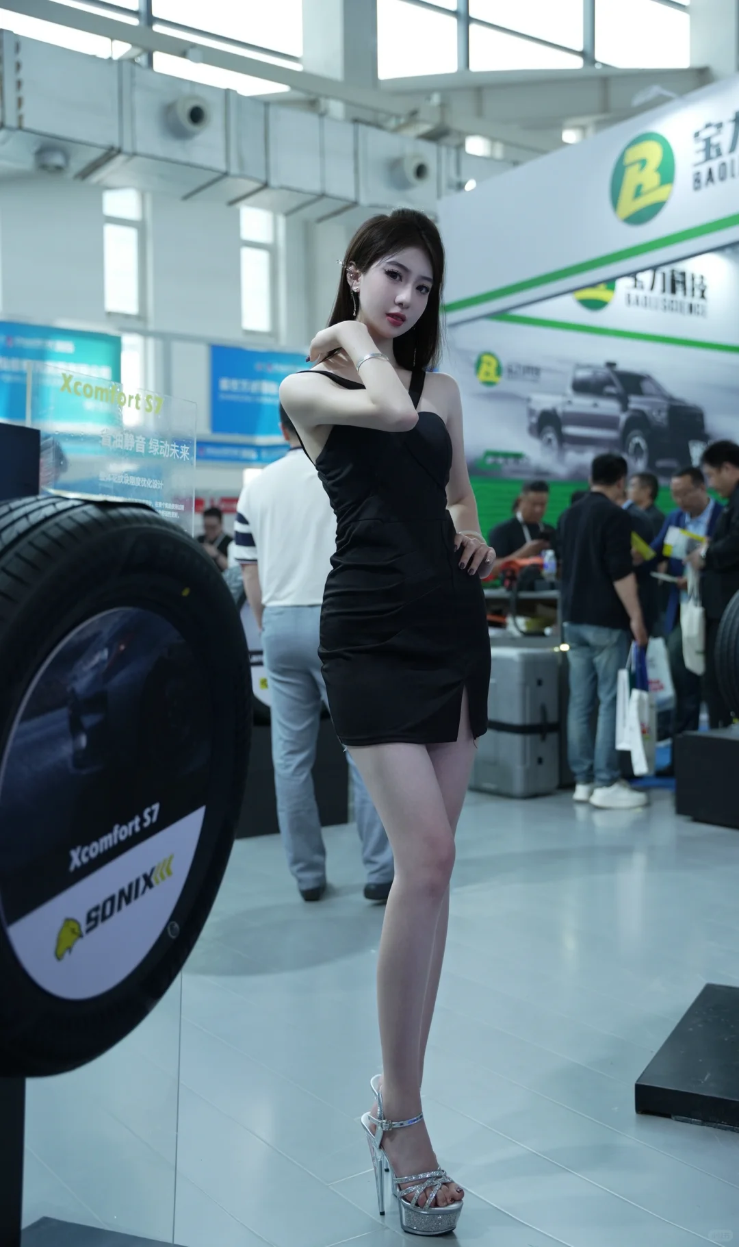 04女大兼职模特｜广饶国际博览中心展会