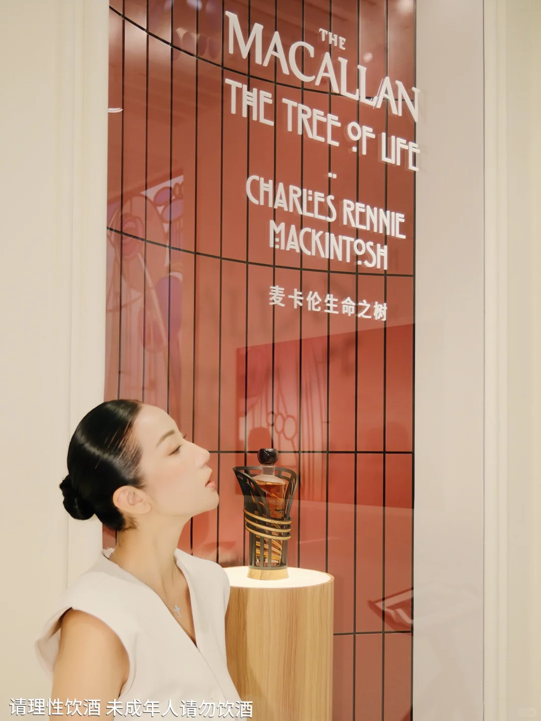 成年人专属艺术馆?️在这里撞见最美瞬间