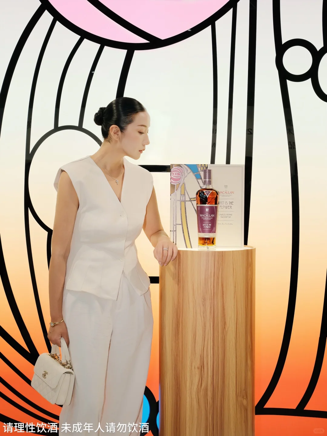 成年人专属艺术馆?️在这里撞见最美瞬间