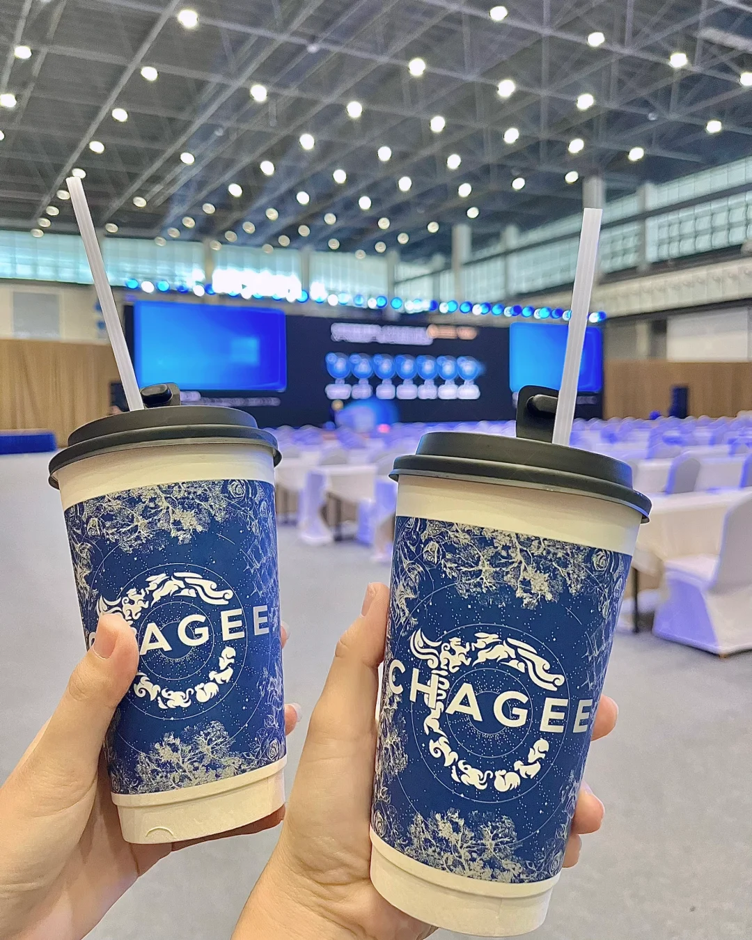 会展人哪有什么诗和远方，只有……