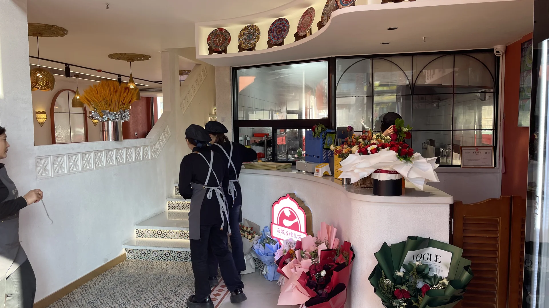 会展吾悦美食分享之抓饭