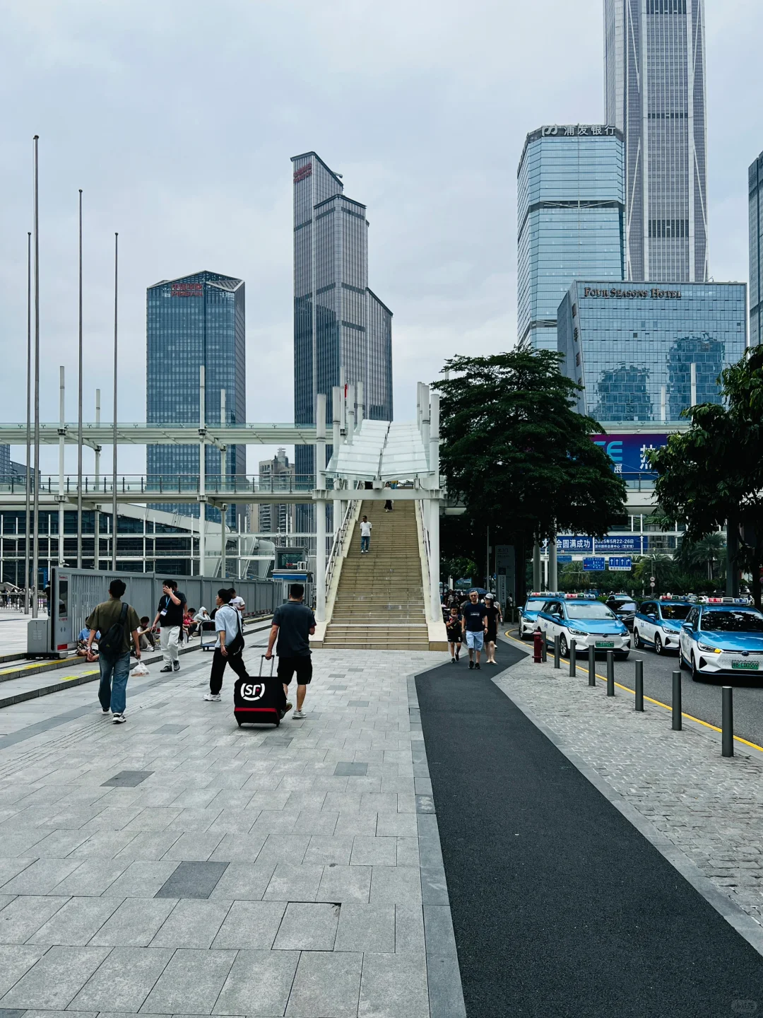 深圳漫游｜在会展中心看“福田中轴线”