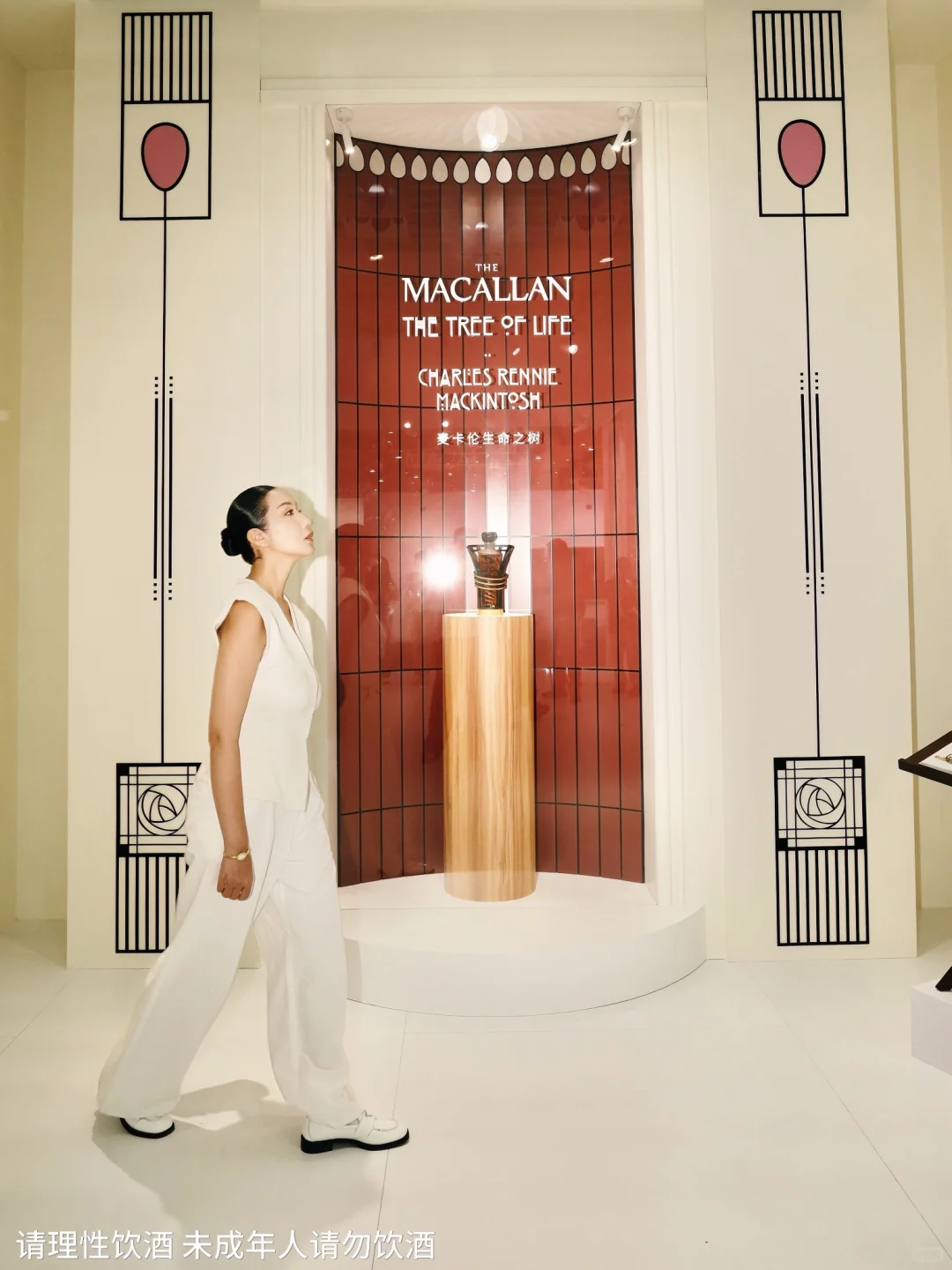 成年人专属艺术馆?️在这里撞见最美瞬间