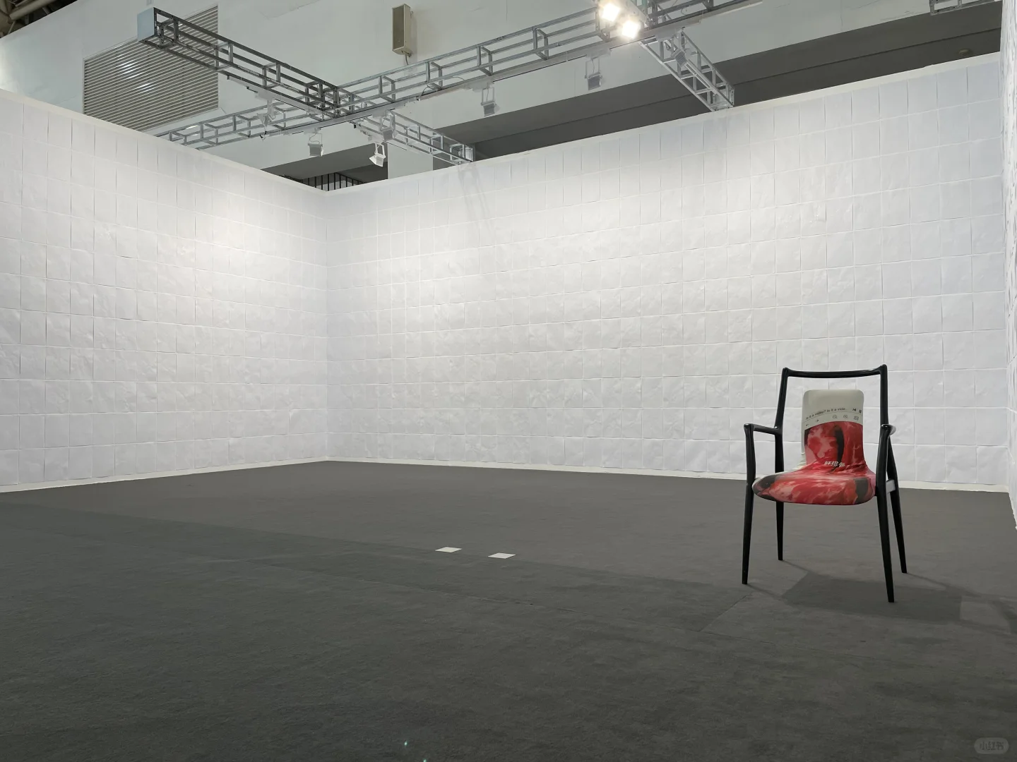 哭哭啼啼 没有出息！