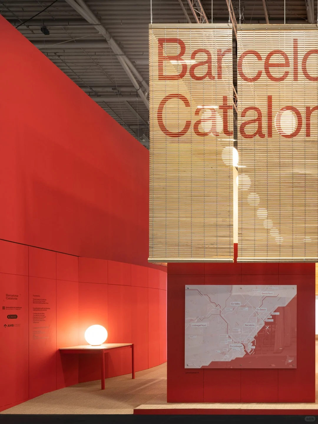 自然与热情的碰撞,红与竹的完美邂逅!