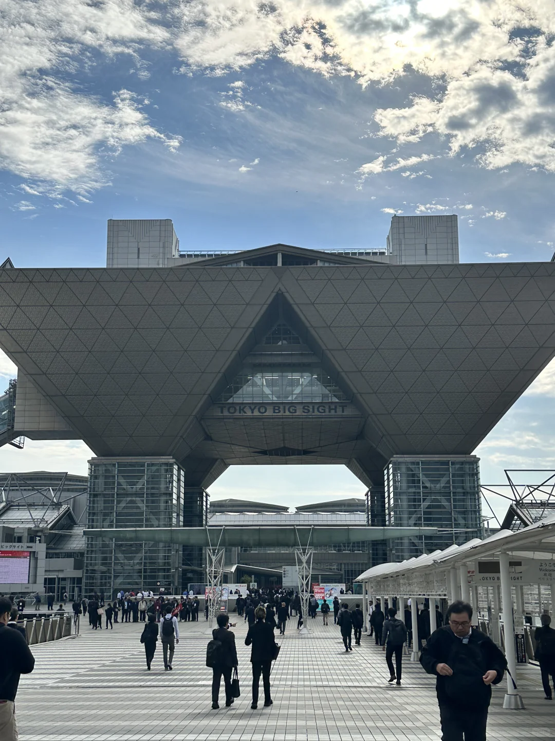 ??展会翻译丨全世界数一数二的机械机床展