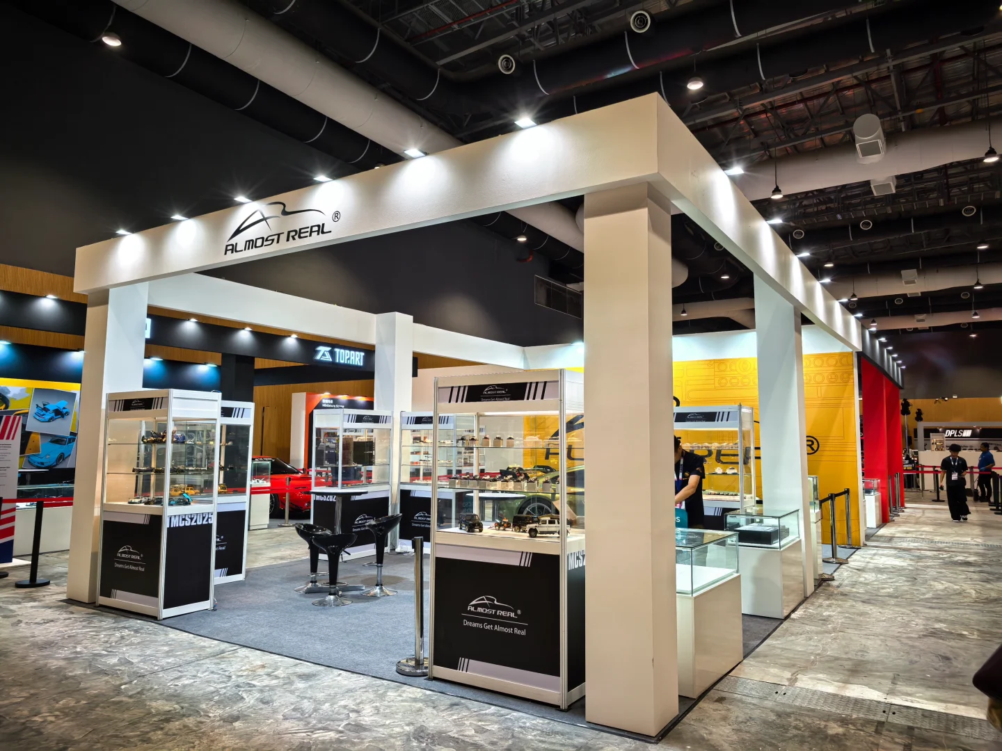 AlmostReal 空降大马！2025TMCS模型展台直击