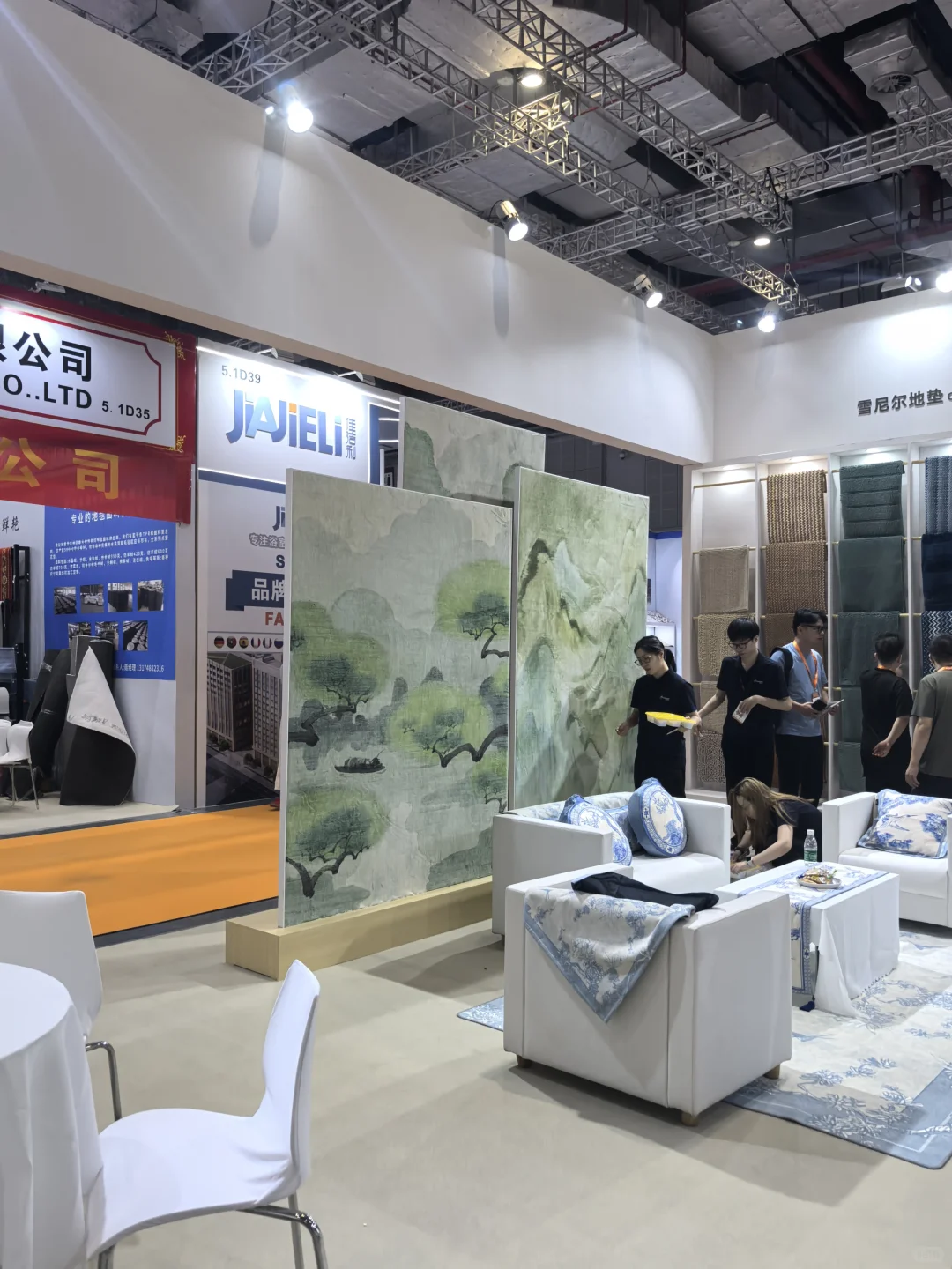 不开玩笑！上海展会逛到这就走不动了。