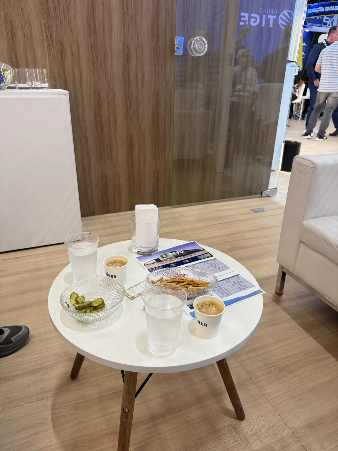 ??????阿根廷客户和他的三个儿子