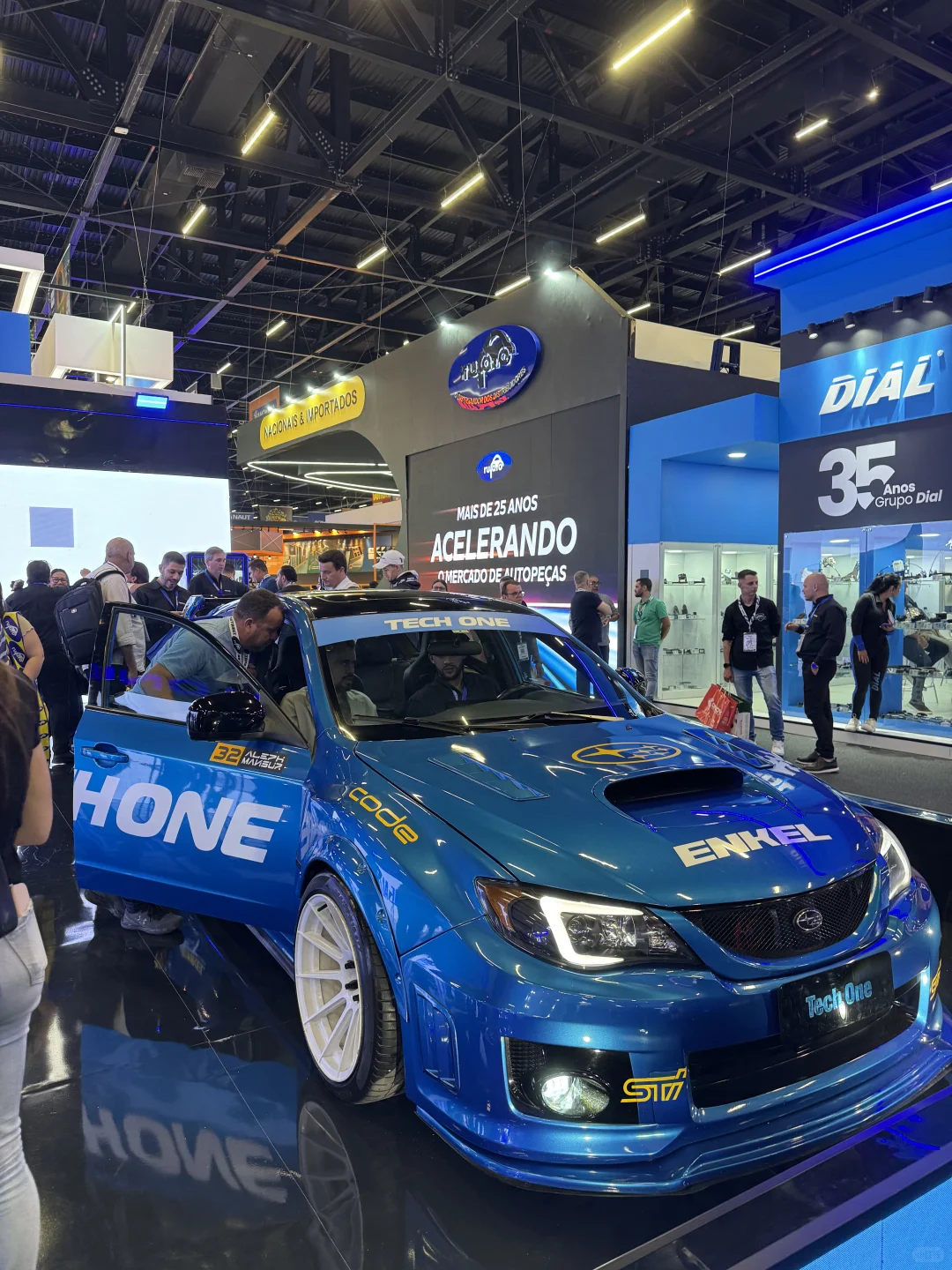 ??????阿根廷客户和他的三个儿子