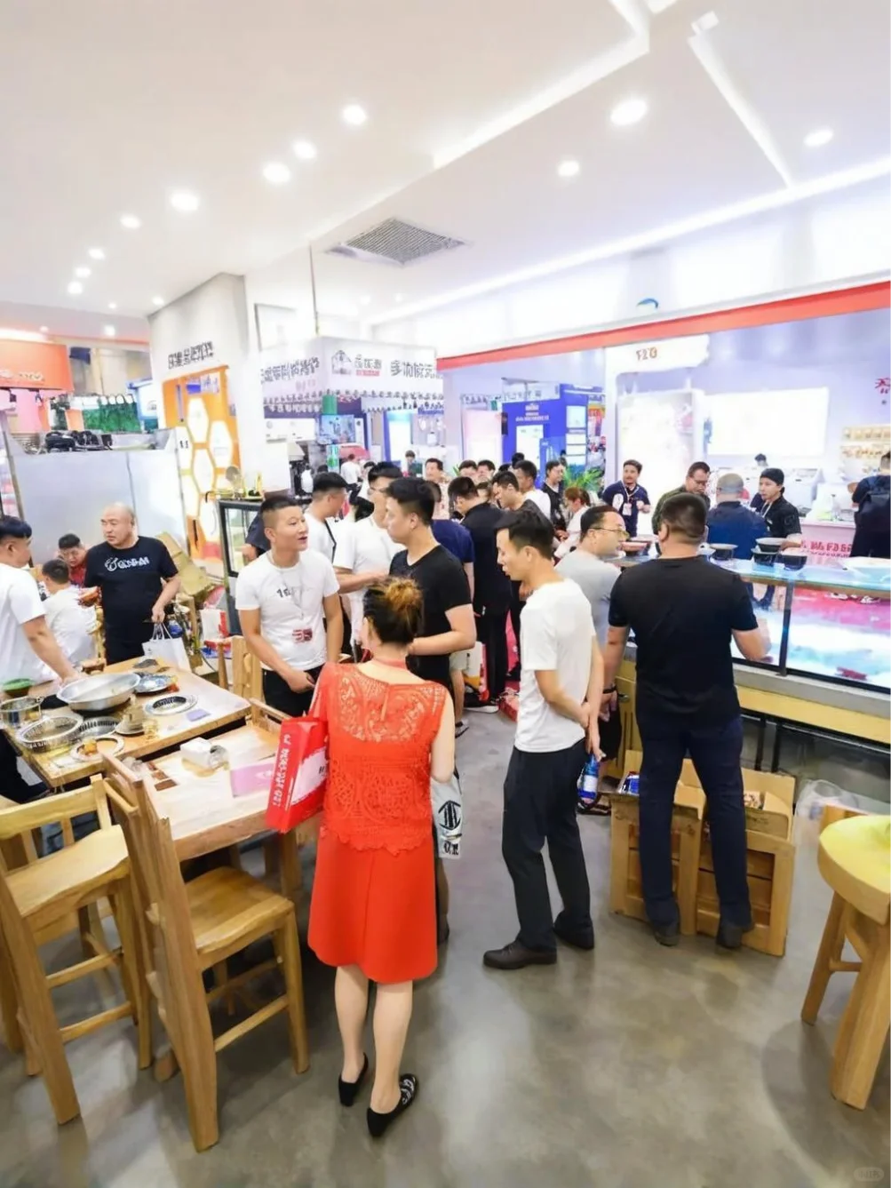 餐饮展会精彩回顾：参展人信息大放送