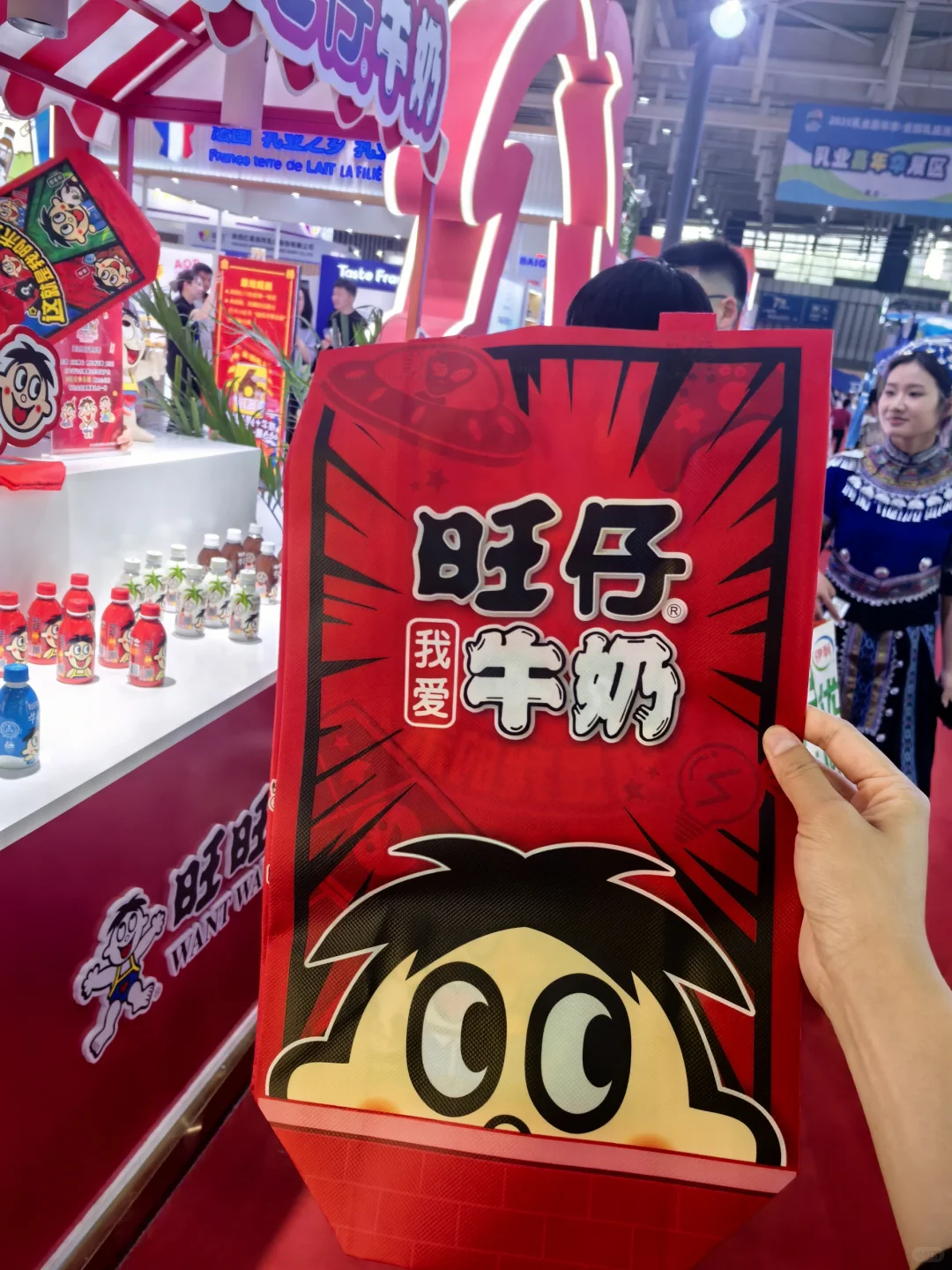 ?南京乳业嘉年华｜牛奶脑袋狂喜?