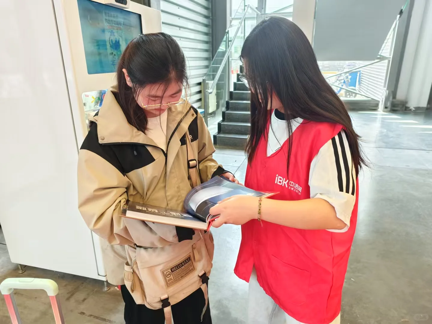 上海展会人员提供