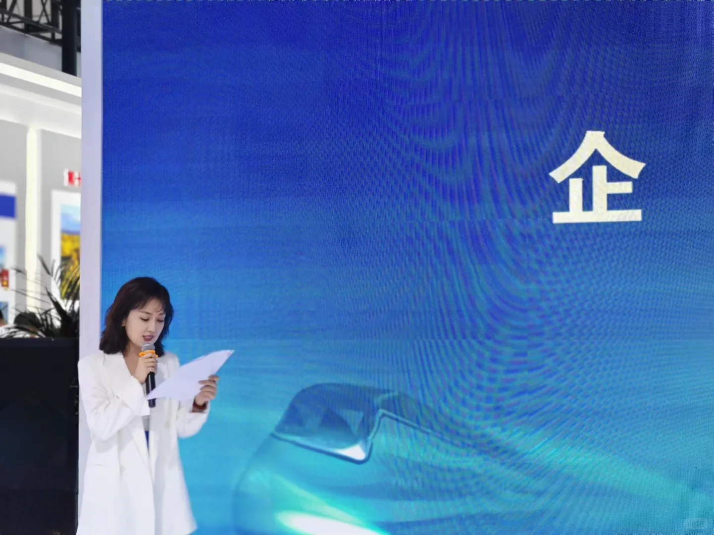 拿一份工资打三份工 任务圆满完成噜