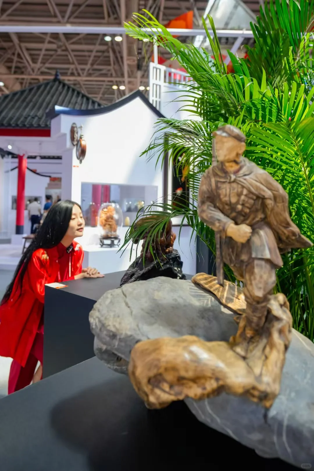 一抹朱红，让古典有了现代感，红火的博览会