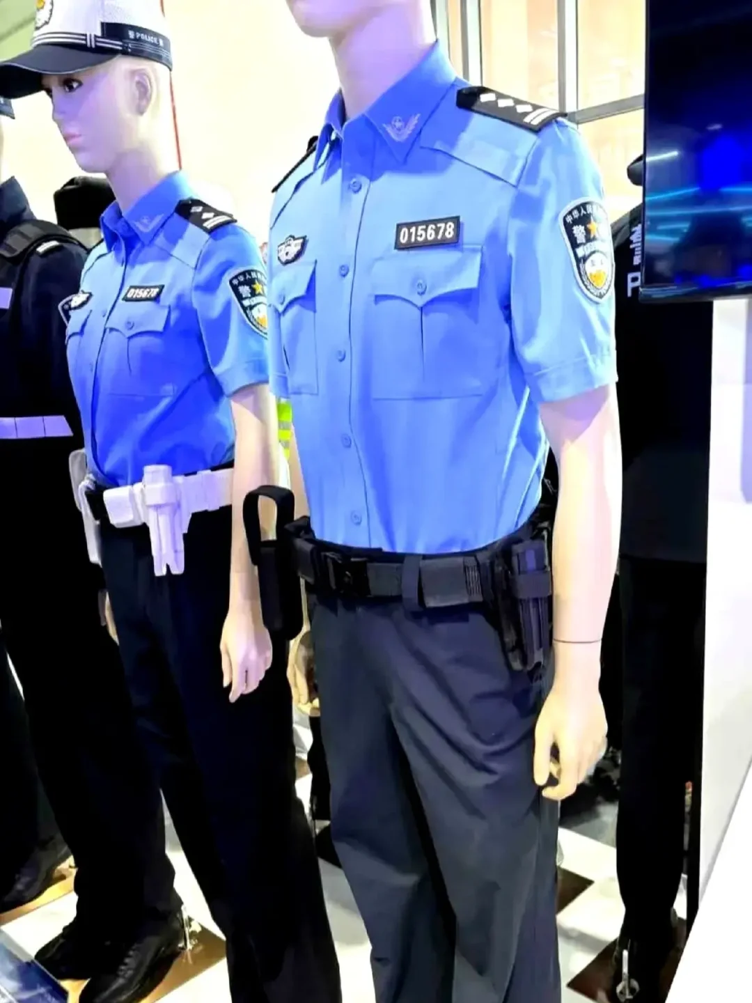 警博会新警服眼前一亮