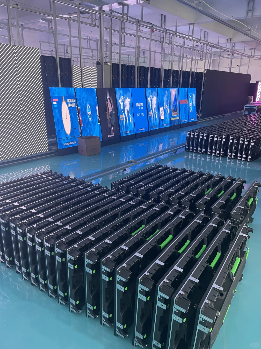 00后也成为参展商了