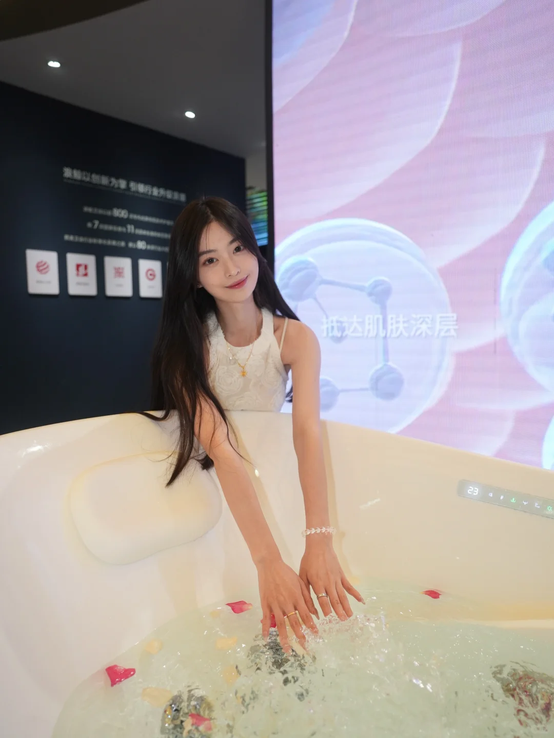 上海厨卫展 | 浪鲸卫浴，科技与艺术的碰撞?