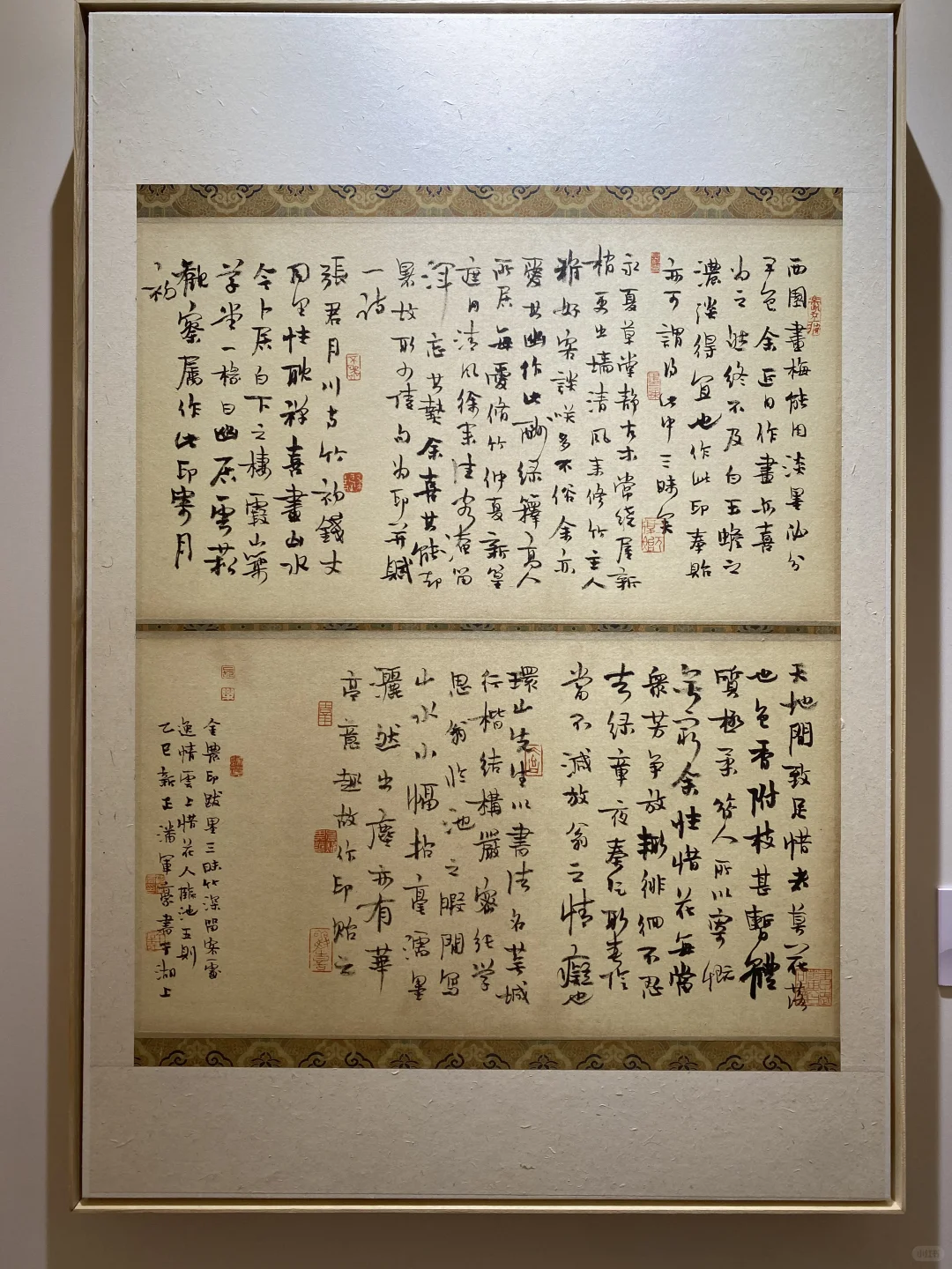 开幕现场：小品展中印象最深一幅吧。