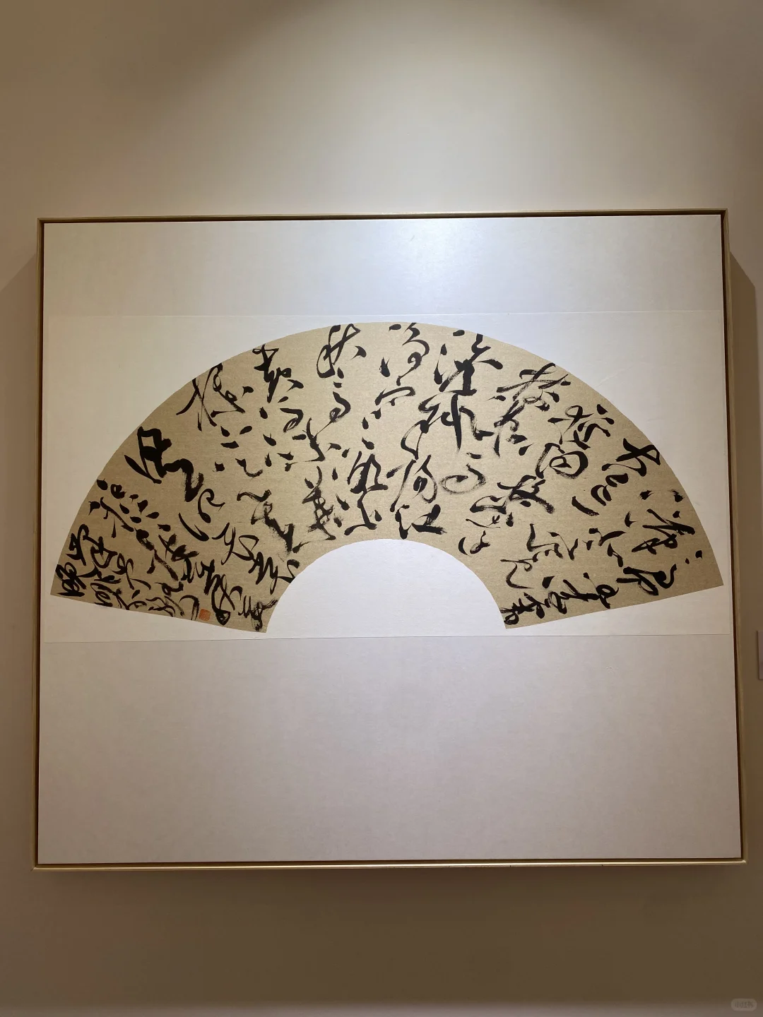 开幕现场：小品展中印象最深一幅吧。