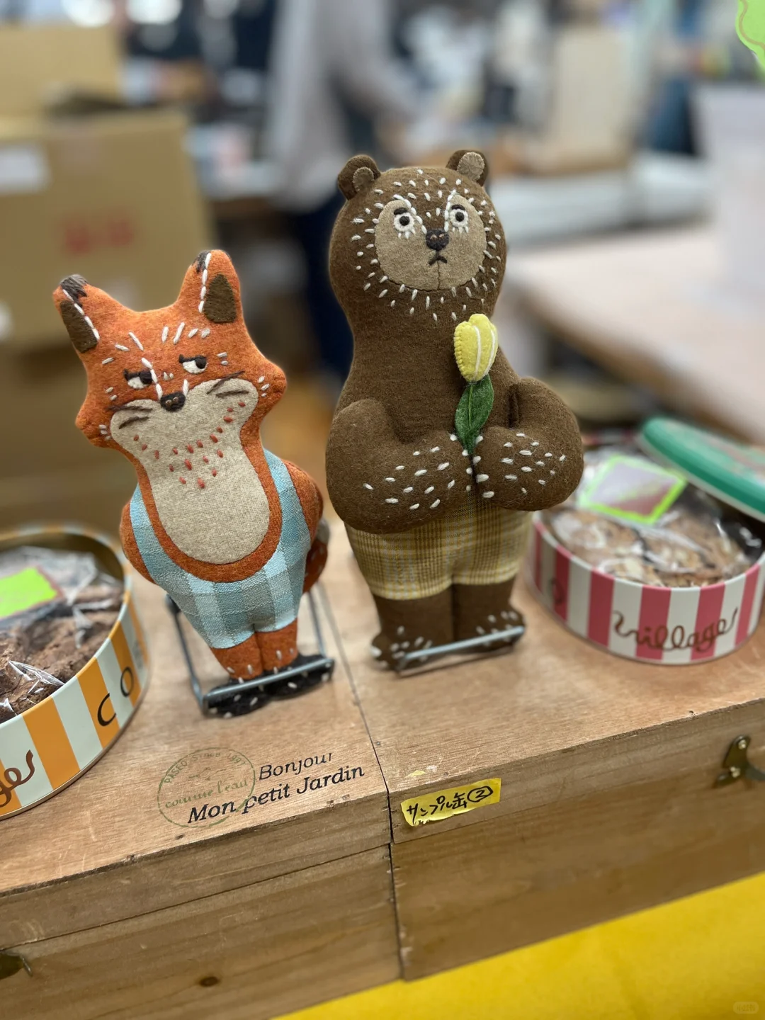 纸博的每个展台都被精心布置得像一个艺术品