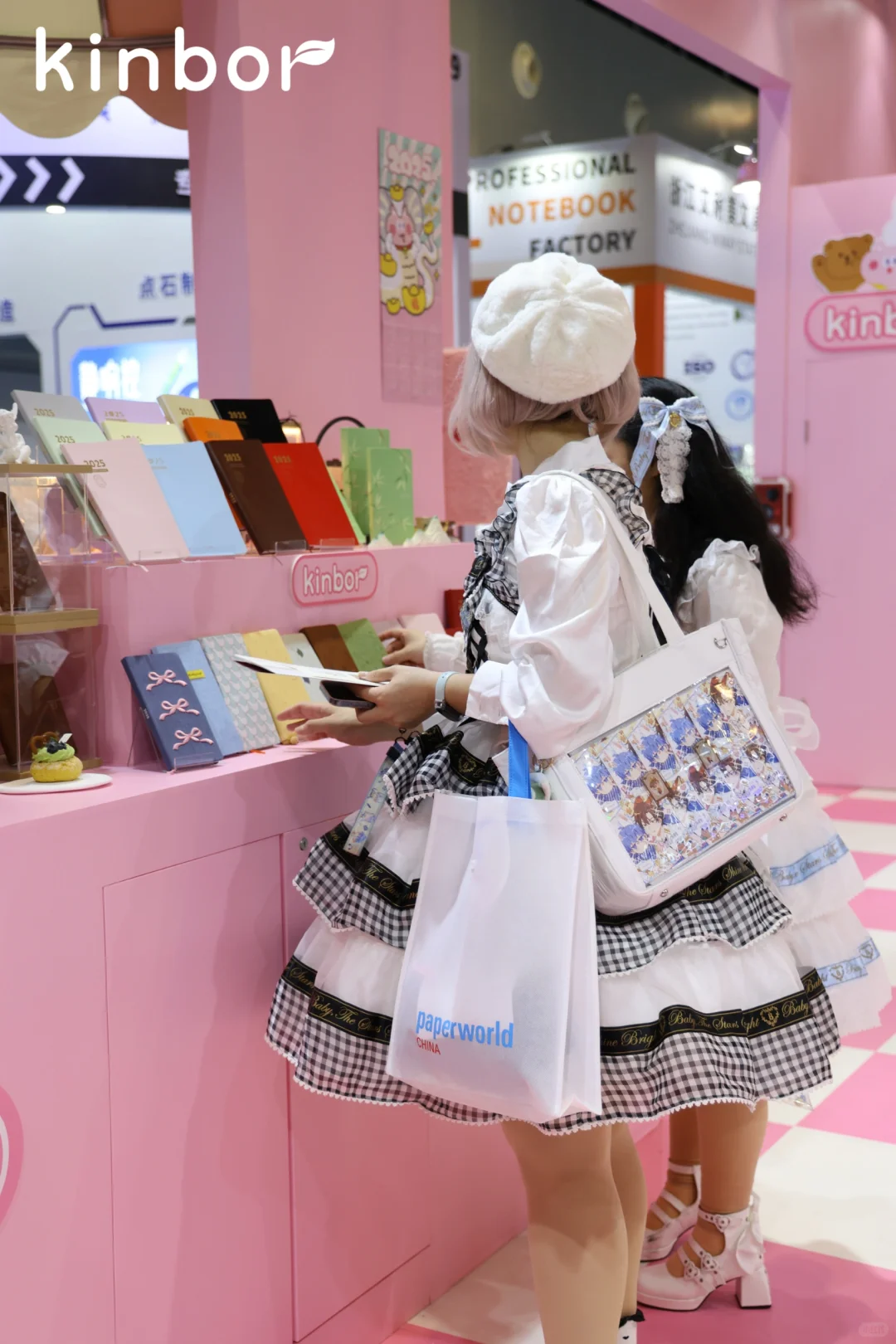 一整个可爱住！粉粉嫩嫩的kinbor也太好拍了