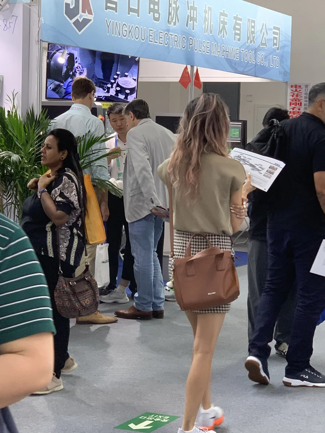 00后做会展翻译4天入1k+ ｜翻译经验拿走不谢