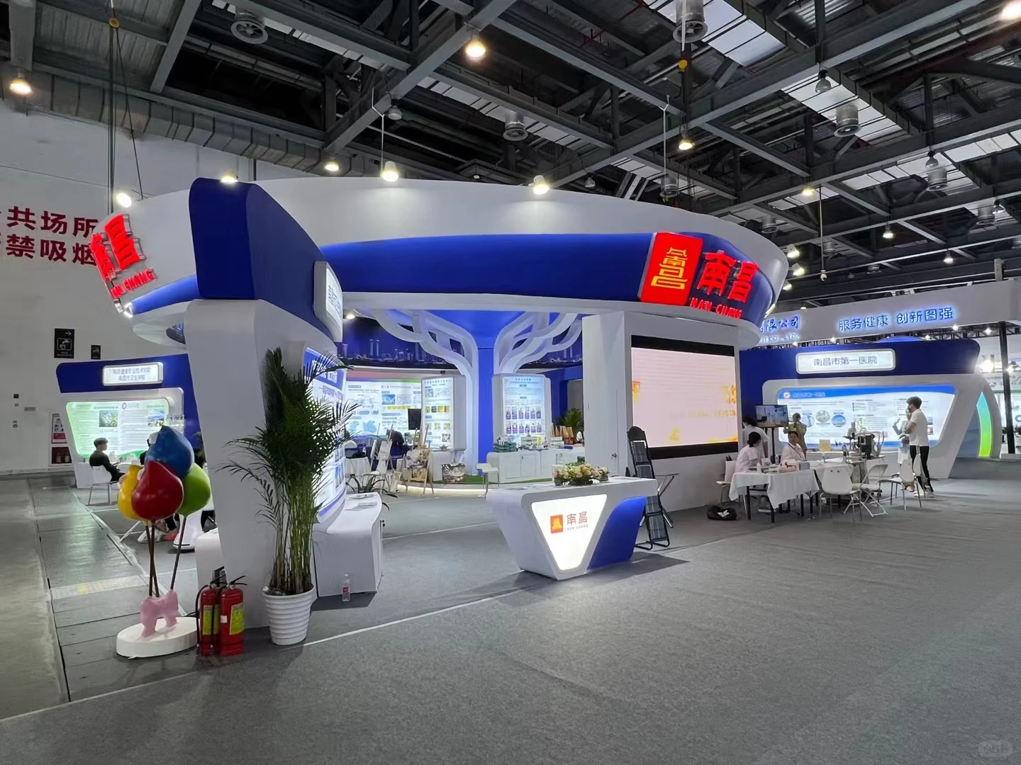 半个月11稿，7个落地，做展会我们是专业的