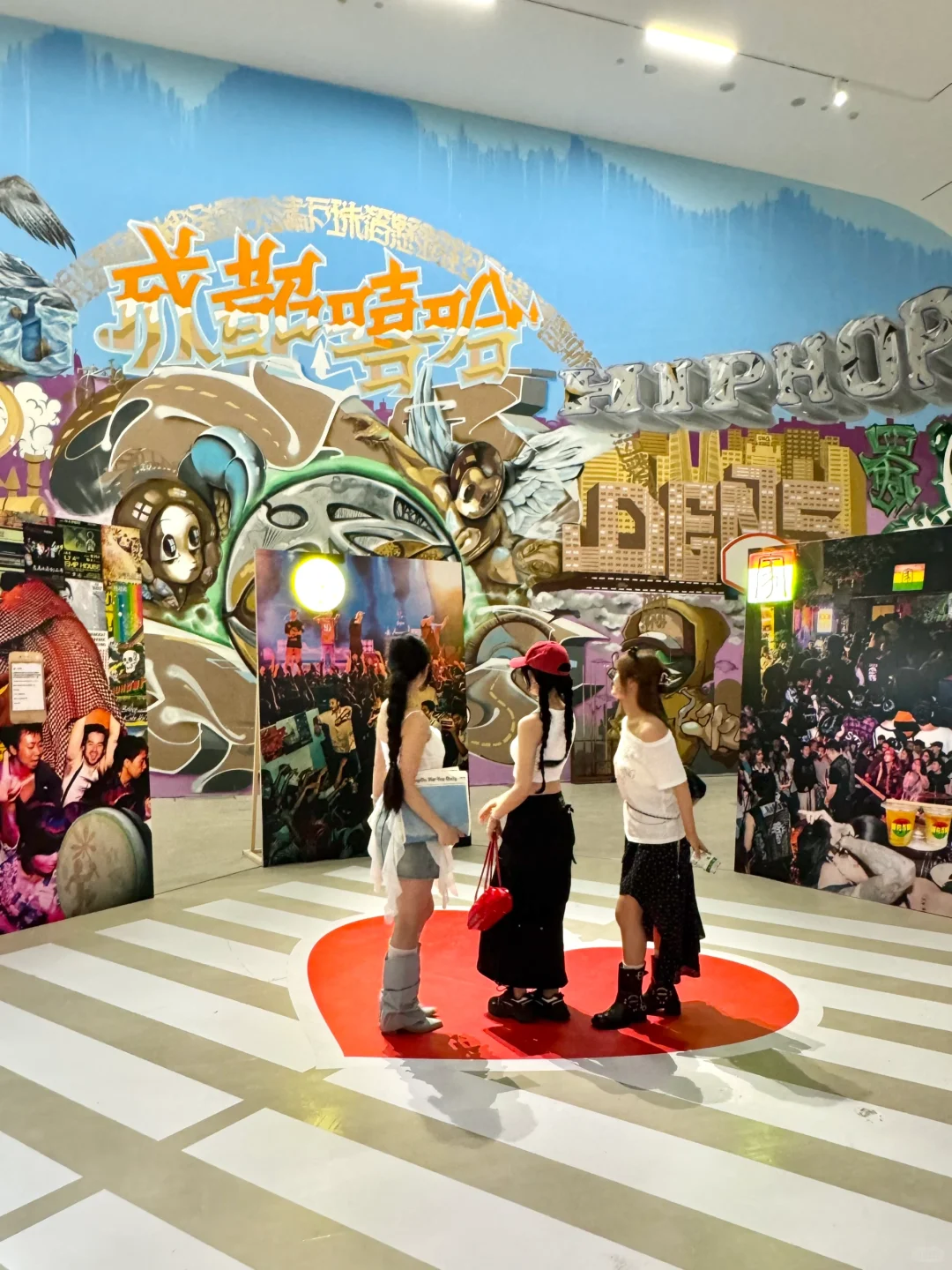 成都！！确实是数一数二的展览了。。巨新巨酷！！