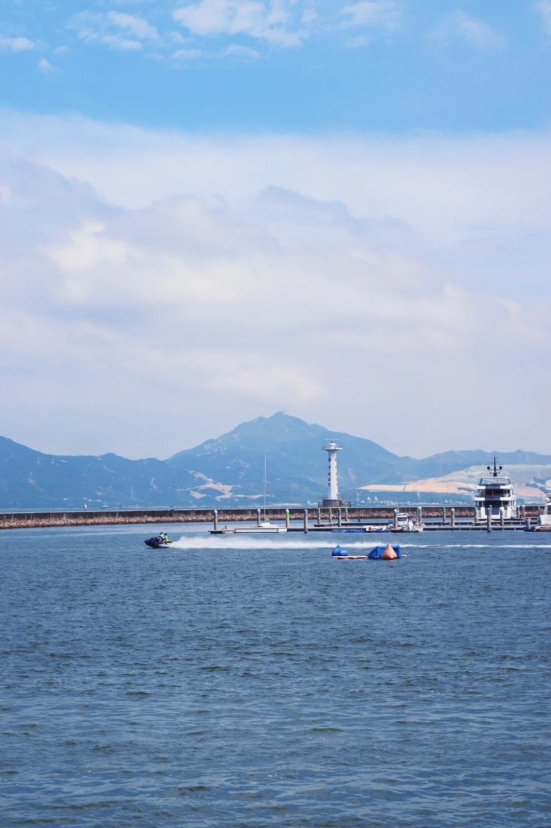 深圳海景拍照天花板?海上世界艺术中心