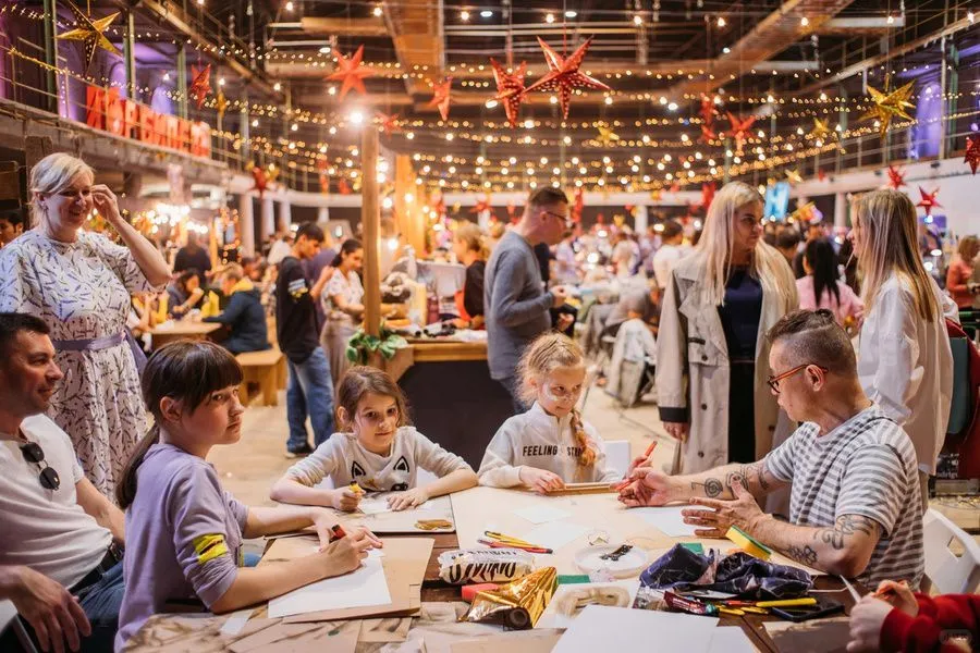 圣彼得堡《夏季博览会》?